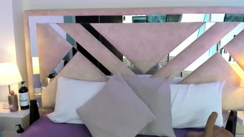 Snapshot of ximena_vasquez8 chatting on 05-03-26, 04:07 Xime online show from 05-03-26, 04:07