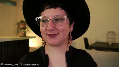 Snapshot of ximenna_cruz_ chatting on 09-14-25, 11:26 Xime Independent Artist online show from 09-14-25, 11:26