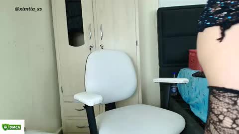 Snapshot of ximtia_xs chatting on 02-05-26, 04:00 ximtia online show from 02-05-26, 04:00