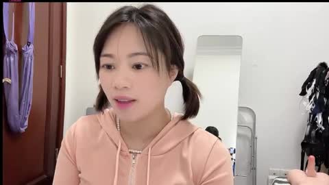 Snapshot of xinbao799322 chatting on 05-08-26, 10:42 xinbao799322 online show from 05-08-26, 10:42