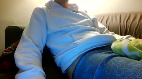 Justin online show from 10-06-25, 01:03