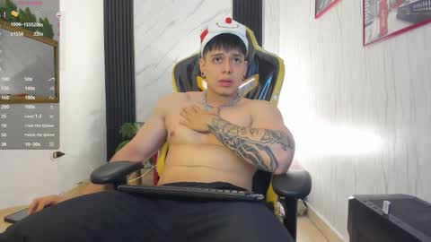      online show from 12-04-25, 12:14