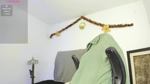 Snapshot of xkim_starx chatting on 04-19-26, 02:55 welcome friends online show from 04-19-26, 02:55
