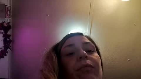 Snapshot of xkittymeowz chatting on 05-19-26, 03:46 xkittymeowz online show from 05-19-26, 03:46