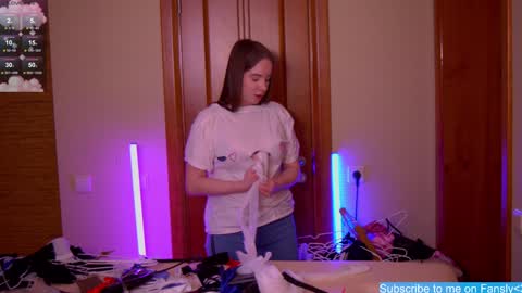 xlanabunny online show from 01-24-25, 11:48