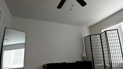   online show from 12-09-24, 09:48