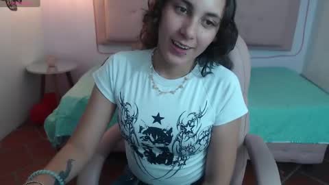 lunna online show from 02-26-25, 02:48