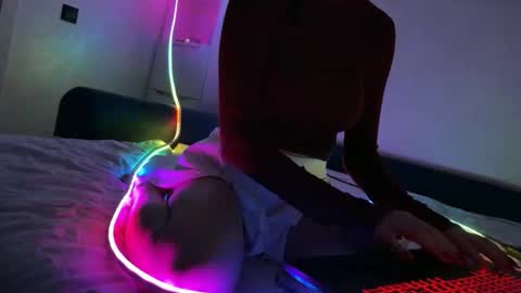 XMollyLoveX online show from 03-21-26, 06:33