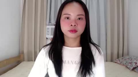 Snapshot of xo_worth_it chatting on 06-09-26, 04:46 nathalie online show from 06-09-26, 04:46