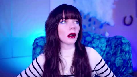 Bella Bondai online show from 09-21-25, 08:27