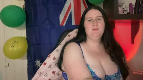 Snapshot of xopeachybaby chatting on 06-27-26, 06:40 xopeachybaby online show from 06-27-26, 06:40