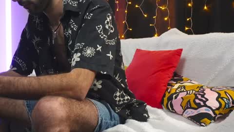 XoRylan online show from 01-18-25, 04:21