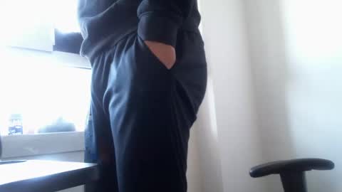 xoxopum online show from 12-30-24, 10:53