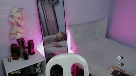 Snapshot of xsabbylicious69 chatting on 04-27-26, 12:30 xsabbylicious69 online show from 04-27-26, 12:30