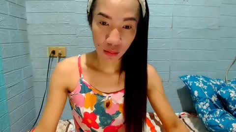 Snapshot of xsavagemistressx chatting on 01-18-25, 06:53 Ask Me Baby online show from 01-18-25, 06:53