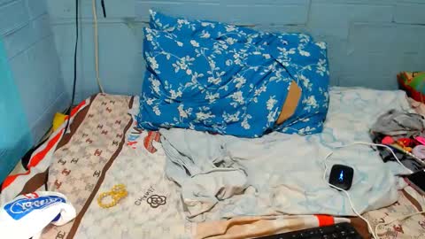 Snapshot of xsavagemistressx chatting on 01-19-25, 04:14 Ask Me Baby online show from 01-19-25, 04:14