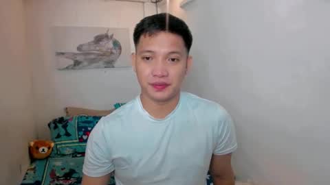 xsebastian19 online show from 04-22-26, 05:14