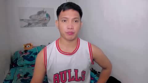 xsebastian19 online show from 04-25-26, 06:49