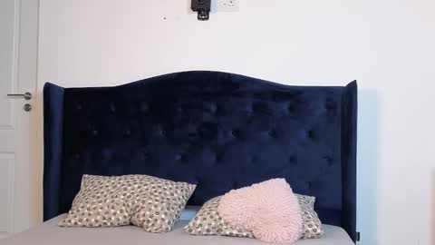 AnnaMaee online show from 02-10-26, 07:29