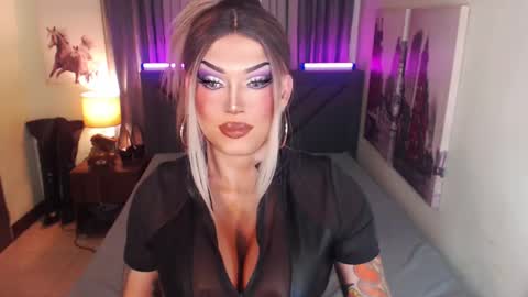 Cattaleya online show from 02-26-25, 01:52