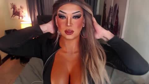 Cattaleya online show from 03-11-25, 02:32