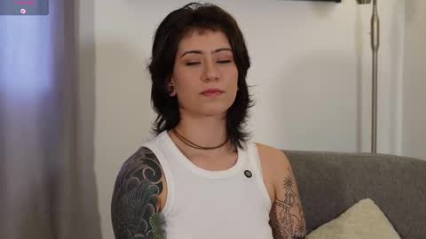 Blue online show from 03-11-26, 07:31