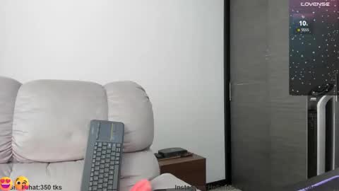 Snapshot of xspecialroomx chatting on 01-11-25, 07:38 Hellen Sofia instagram hellen5546 online show from 01-11-25, 07:38