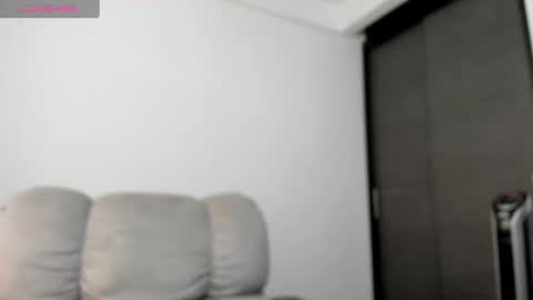 Snapshot of xspecialroomx chatting on 02-14-25, 10:14 Hellen Sofia instagram hellen5546 online show from 02-14-25, 10:14