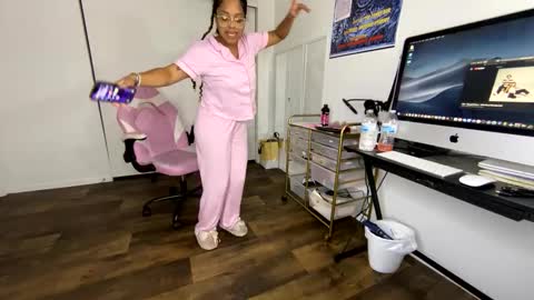 xStarGazingx online show from 09-10-25, 07:58