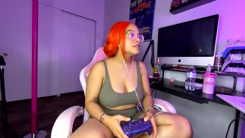 xStarGazingx online show from 03-16-26, 05:44