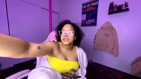 xStarGazingx online show from 04-01-26, 07:20