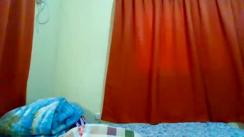 Snapshot of xsweetiemajax chatting on 01-17-25, 02:50 HI IM PAULINE online show from 01-17-25, 02:50