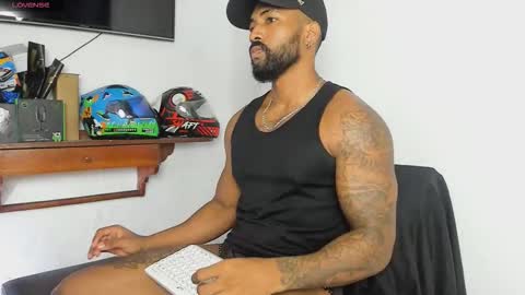 Stipp3r online show from 12-17-25, 12:44