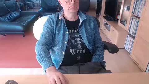 xtommix69 online show from 04-07-26, 09:10