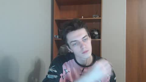 traqqq online show from 10-15-25, 09:26