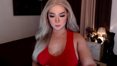 K E L L Y online show from 07-01-26, 10:20