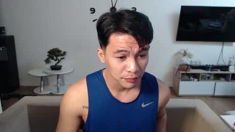 Snapshot of xxasianexploderxx chatting on 01-10-25, 12:27 Sam online show from 01-10-25, 12:27