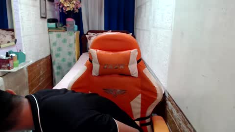 Snapshot of xxasianryanxx chatting on 01-23-25, 08:15 xxasianryanxx online show from 01-23-25, 08:15