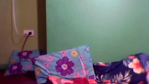 Snapshot of xxchuchuxx chatting on 06-14-26, 06:04 xxchuchuxx online show from 06-14-26, 06:04