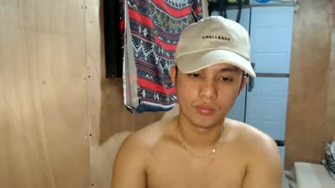 Snapshot of xxclark18xx chatting on 06-12-26, 08:08 Clark online show from 06-12-26, 08:08
