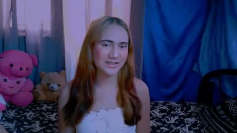 Snapshot of xxfiona chatting on 07-11-26, 02:47 Fiona online show from 07-11-26, 02:47