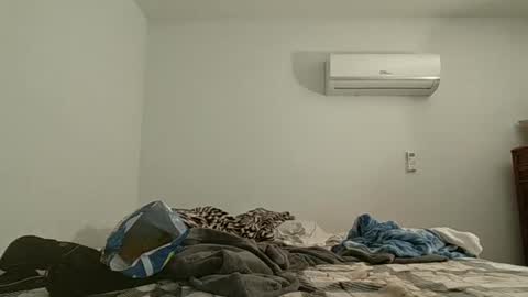 XxJasoneecxX online show from 01-18-25, 03:09