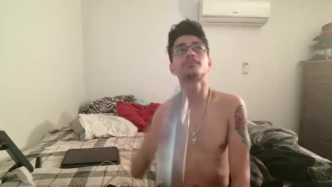 XxJasoneecxX online show from 02-17-25, 04:31