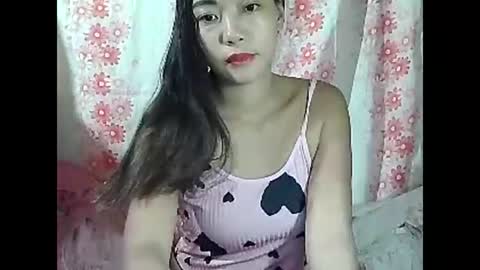 xxkylie18 online show from 09-17-25, 12:51