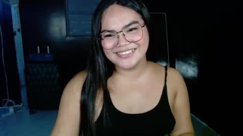 Kylie Smith online show from 10-12-25, 05:56