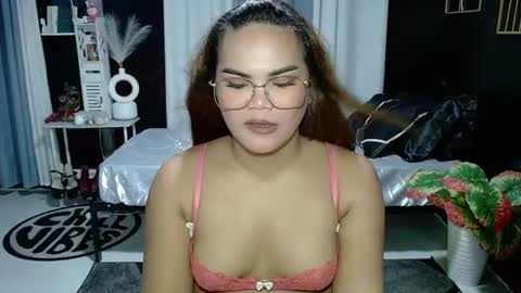 Snapshot of xxkylie_smithxx chatting on 06-10-26, 01:10 Kylie Smith online show from 06-10-26, 01:10