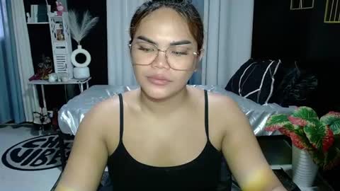 Snapshot of xxkylie_smithxx chatting on 06-11-26, 02:00 Kylie Smith online show from 06-11-26, 02:00
