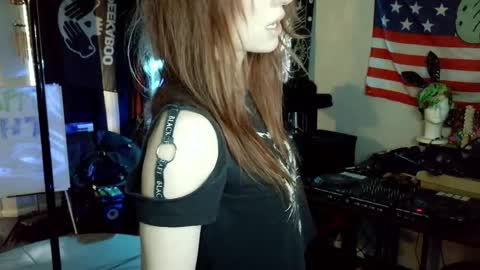 Lilith online show from 04-11-26, 12:26