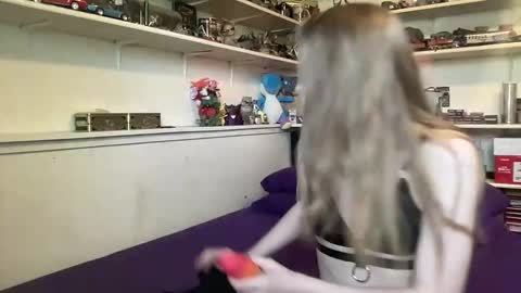 Snapshot of xxloveanastasia chatting on 10-17-25, 05:26 LoveAnastasia online show from 10-17-25, 05:26