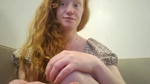 Snapshot of xxmariebliss chatting on 06-28-26, 01:11 xxmariebliss online show from 06-28-26, 01:11